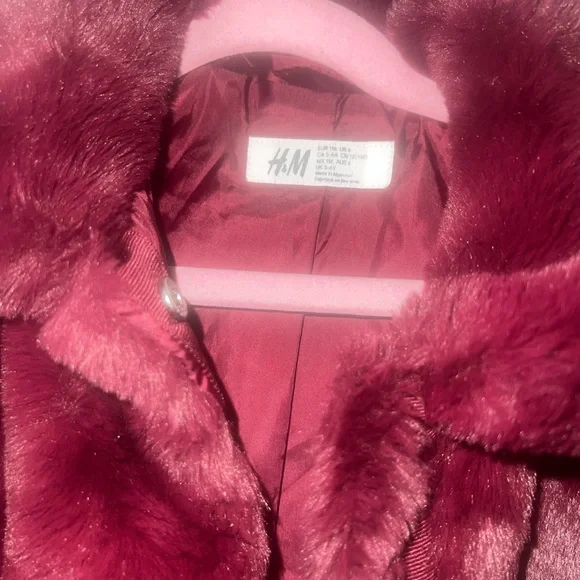 H&M Red Faux Fur Jacket Cozy Mid-Length - Picture 5 of 5